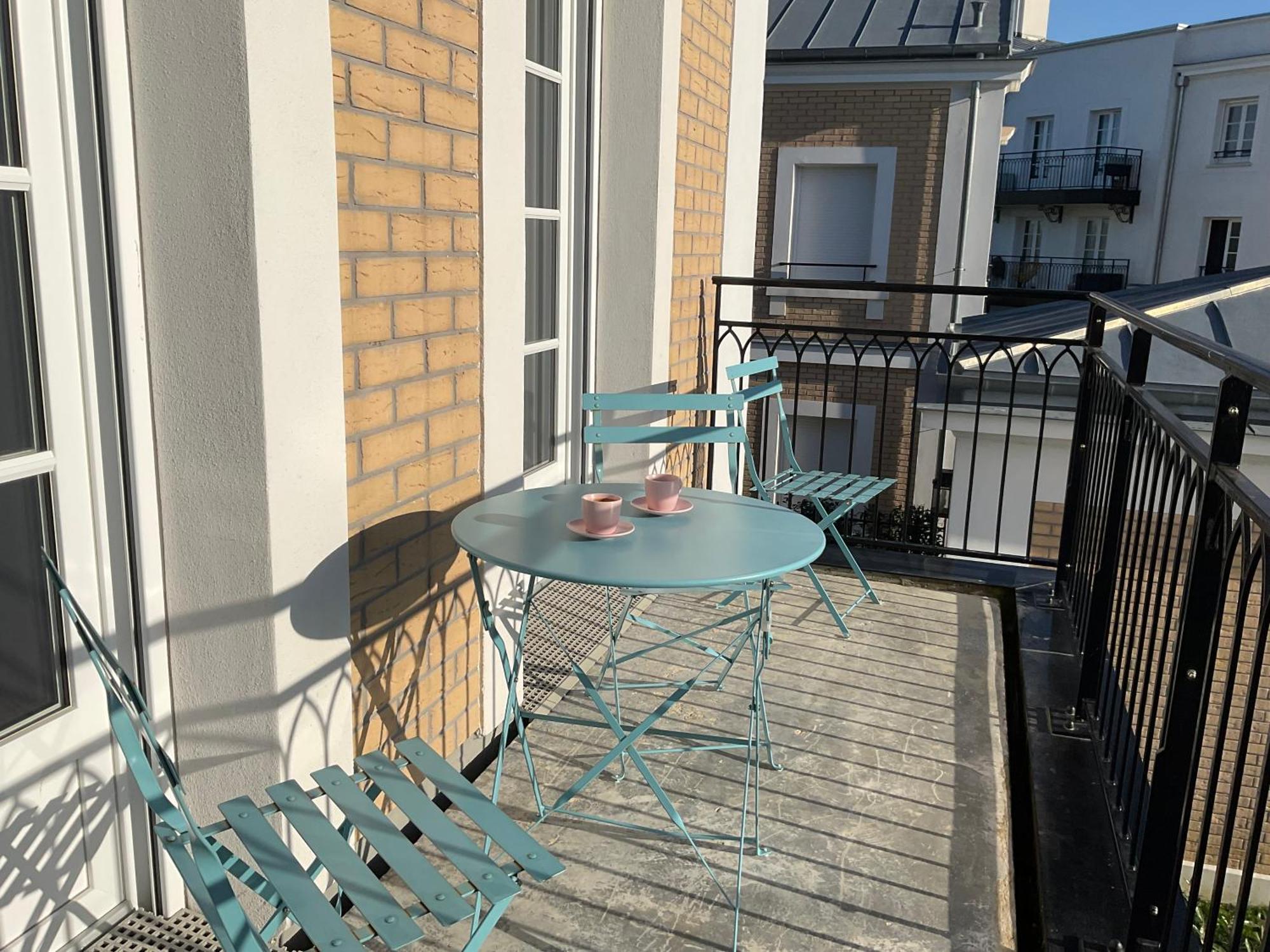 Sunny Apartment Near Disneyland Paris - Liz Appart Serris Bagian luar foto